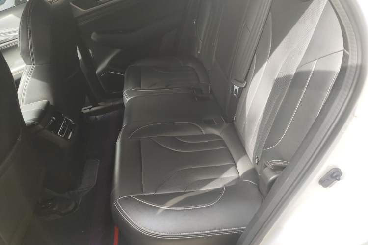 Used CHANGAN CS85 COUPE 2021 2.0T Automatic Luxury Version Interior 4