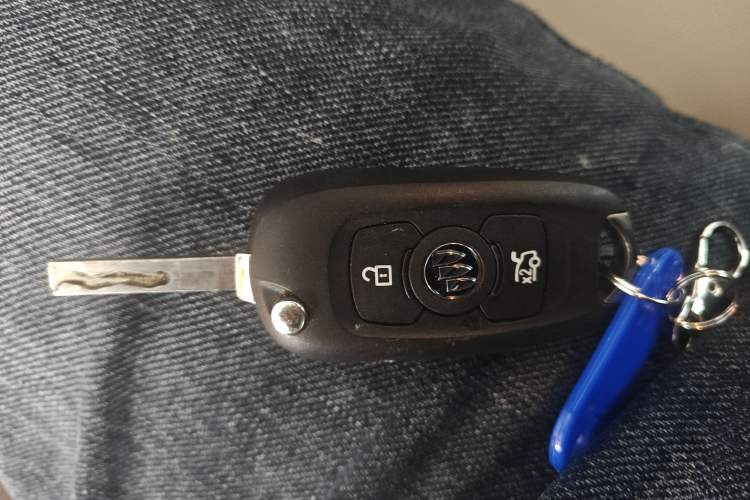 Used Buick Verano 2017 Sedan 15S Automatic Leading Model Interior 1