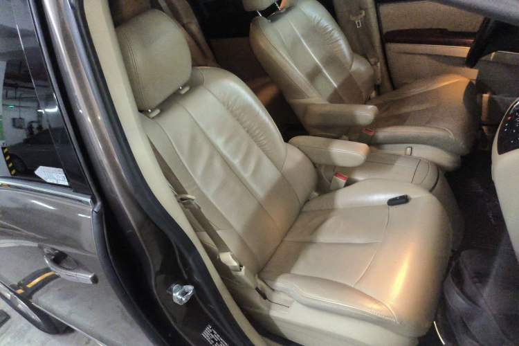 Used Buick GL8 2017 25S Luxury Version China V Standard Right Front Seat