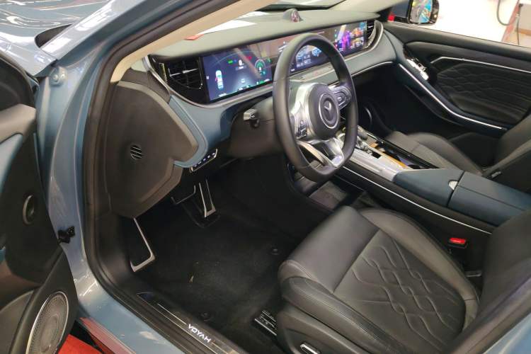 Used VOYAH FREE 2021 Four-Wheel Drive All-Electric First Edition Commemorative Edition Exclusive Luxury Package
