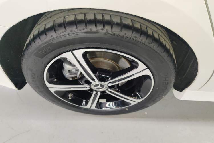 Used Mercedes-Benz A-Class 2022 Revised Version A 200 L Sport Sedan Fashionable Style Exterior 5