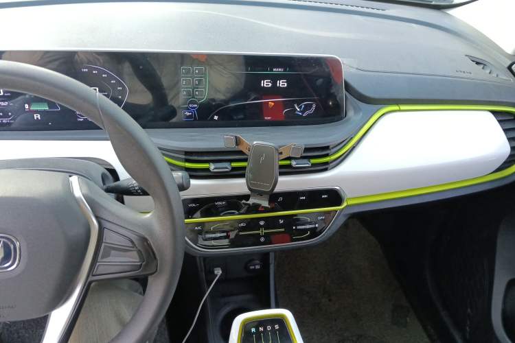 Used Oshan Benni E-Star 2022 Qingxin Edition Colorful Model Lithium Iron Phosphate