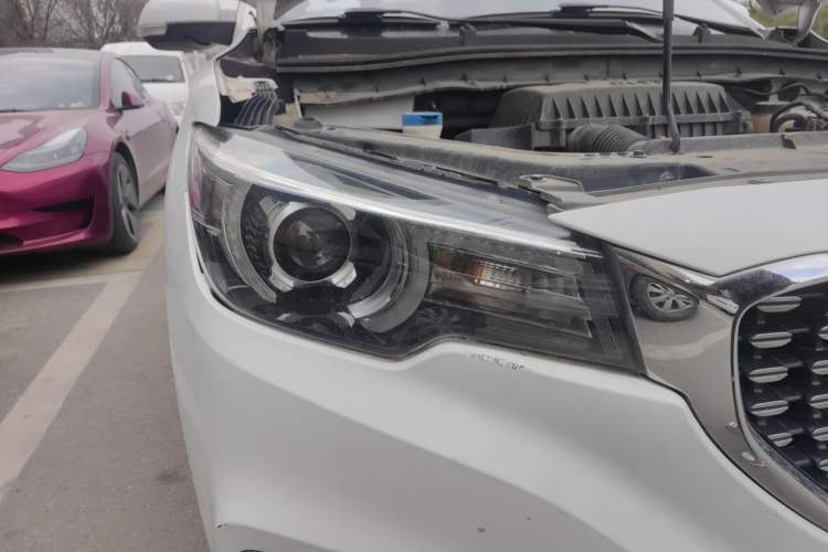 Used MG ZS 2018 1.5L Automatic Luxury Edition China V Standard