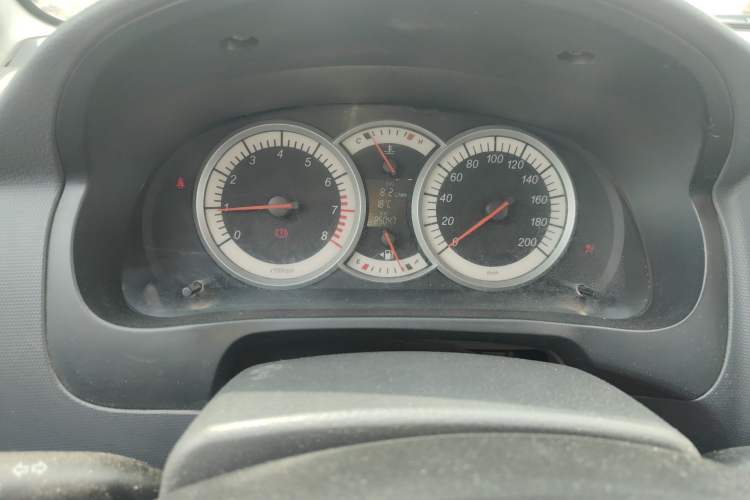 Used Suzuki Liana A6 2015 Sedan 1.4L Manual Enjoyment Model Odometer Close Up