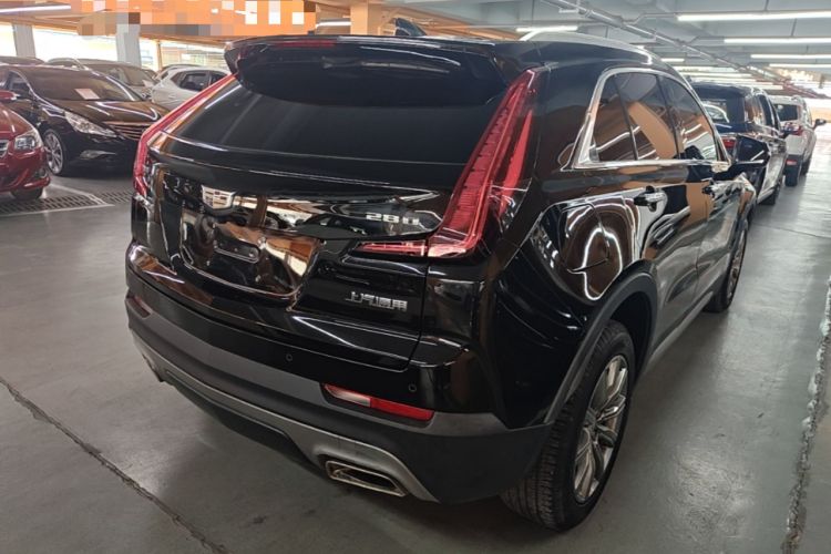 Used Cadillac XT4 2020 28T Two-Wheel-Drive Leading Version
