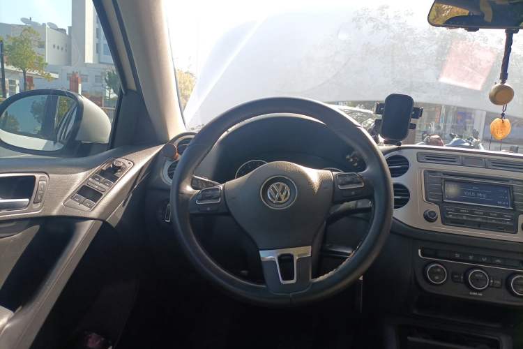 Used Volkswagen Tiguan 2017 300TSI Automatic Two-Wheel Drive Silk Road Comfort Edition
