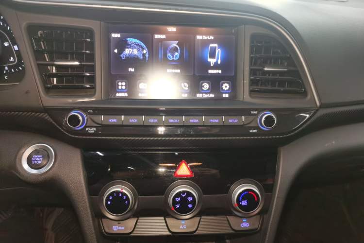Used Hyundai Elantra (6th Generation / Lingdong) 2019 1.4T Dual-Clutch Xuan Dong · Dynamic Model Audio And AC Panel