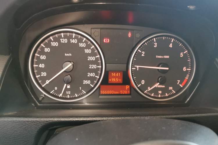 Used BMW X1 2014 sDrive18i Fashion Model
