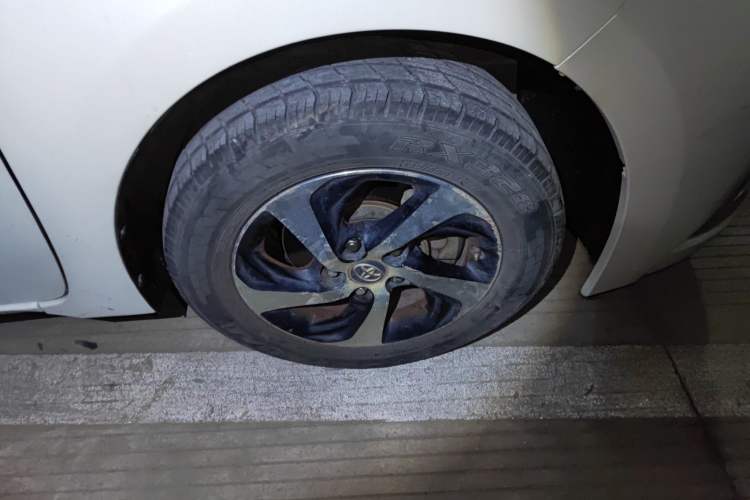 Used Toyota Levin 2017 Revised Dual-Engine 1.8H GS E-CVT Elite Sunroof Version China V Standard