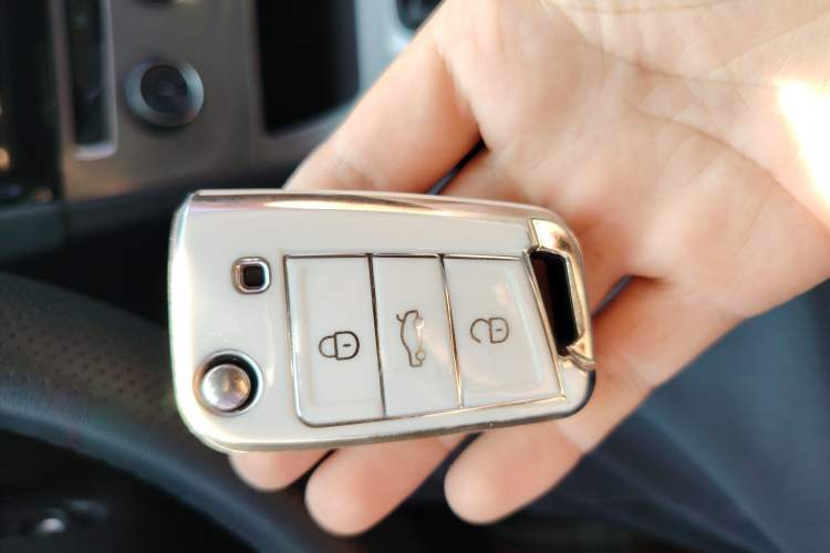 Used Volkswagen Golf 2016 1.6L Manual Fashion Edition