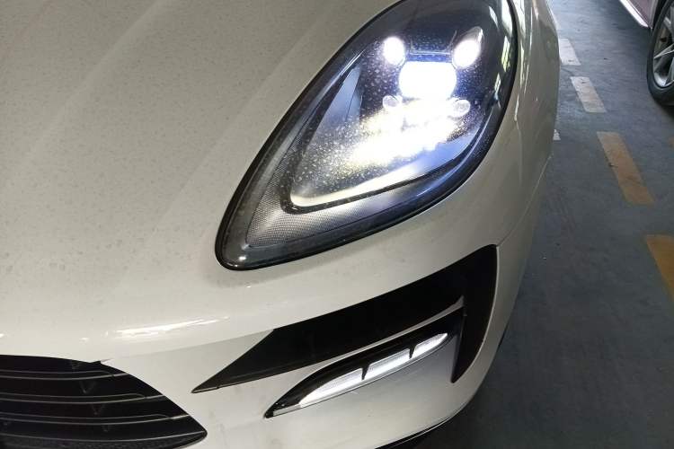 Used Porsche Macan 2018 Macan 2.0T
