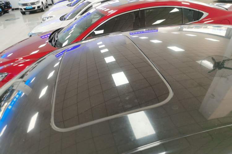 Used Honda Accord 2018 260TURBO Elite Edition China VI Roof