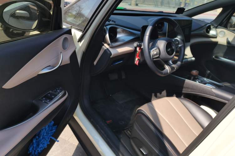 Used BYD Dolphin 2023 420 km Fashion Edition