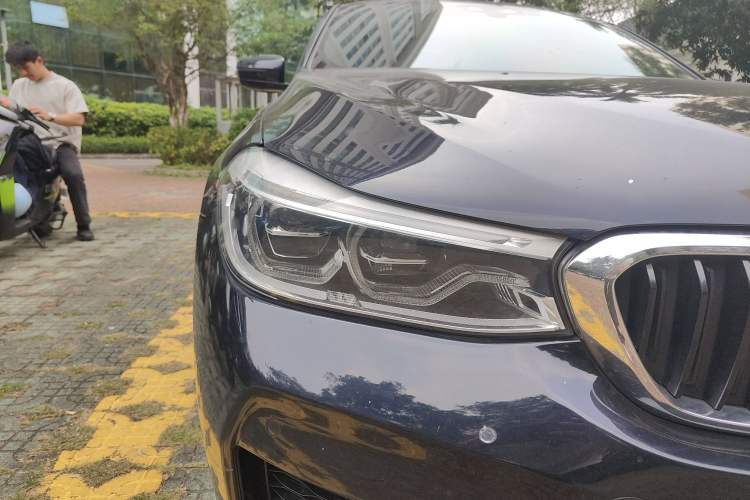 Used BMW 6 Series GT 2019 630i M Sport Package Right Front Headlight