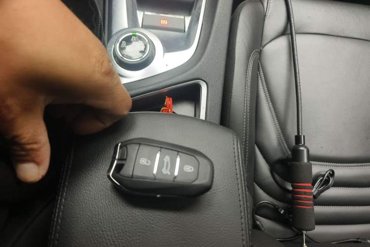 Used DS 6 2016 1.6T Luxury Edition THP160