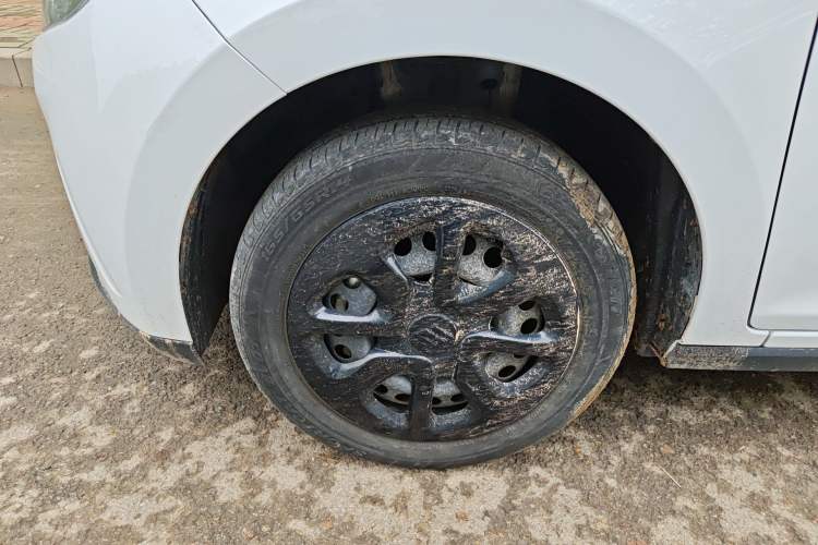 Used JMEV Xiao Qilin 2023 Joyful Edition 201km Comfort Model Exterior 4