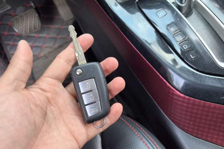 Used Nissan Lannia 2016 1.6L CVT Cool Edition Interior 1