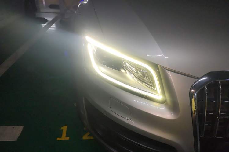 Used Audi Q5 2018 Collector's Edition 40 TFSI Technology Model