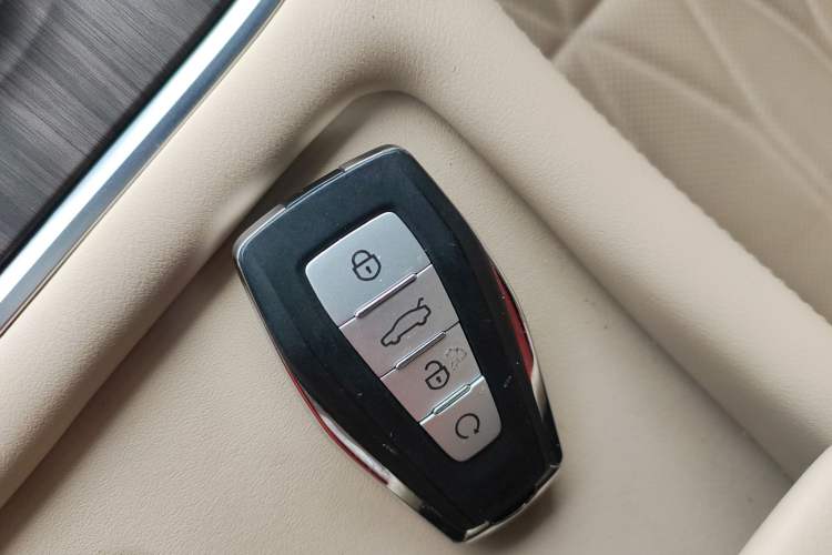 Used Geely Auto Monjaro L 2025 Dongfang Yao 2.0TD Automatic All-Wheel-Drive Wangyue Edition
