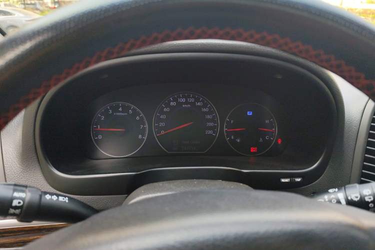 Used Hyundai Santa Fe Classic 2010 2.4 Comfort Edition 7-Seater Four-Wheel Drive Instrument Cluster