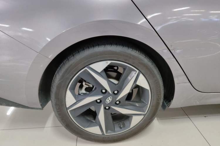 Used Hyundai Elantra 2021 1.5L CVT TOP Flagship Edition Right Rear Wheel Hub