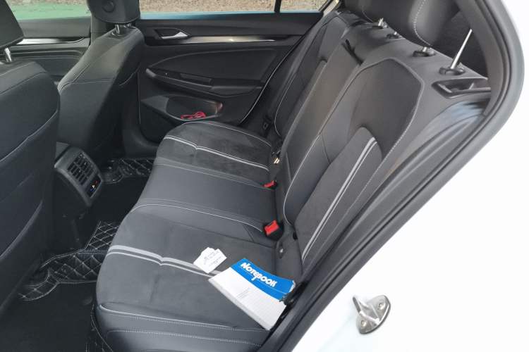 Used Volkswagen Golf 2024 280TSI DSG R-Line 50th Anniversary Edition