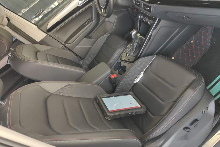 Used Volkswagen Tayron 2019 330TSI Two-Wheel-Drive Luxury Version China V Emission Standard