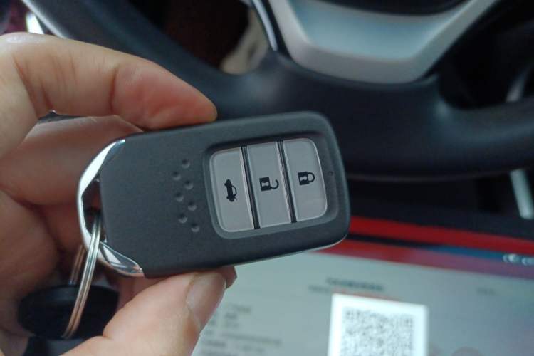 Used Honda Crider 2013 1.8L automatic luxury edition
