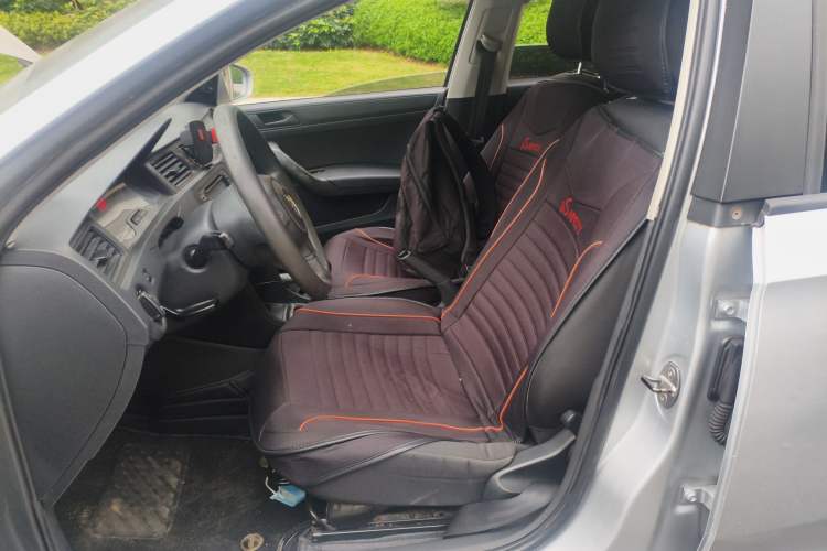 Used Volkswagen Santana 2013 1.6L Manual Fashion Edition
