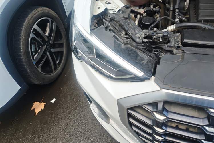 Used Audi Q3 2020 35 TFSI Fashion Dynamic Model Right Front Headlight