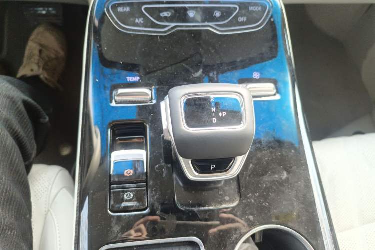 Used FORTHING Xinghai V9 2024 1.5TD 200km Chinese Knot Series Premium Edition