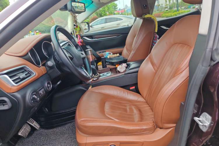 Used Maserati Ghibli 2014 3.0T Standard Edition Left Front Seat