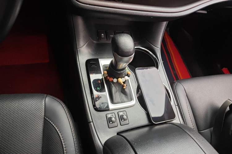 Used Toyota Highlander 2021 2.0T Four-Wheel Drive Luxury Edition 7 Seats Gear Lever