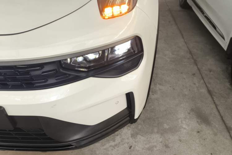 Used Lynk & Co 01 EM-P 2021 1.5TD PHEV Halo Left Front Headlight