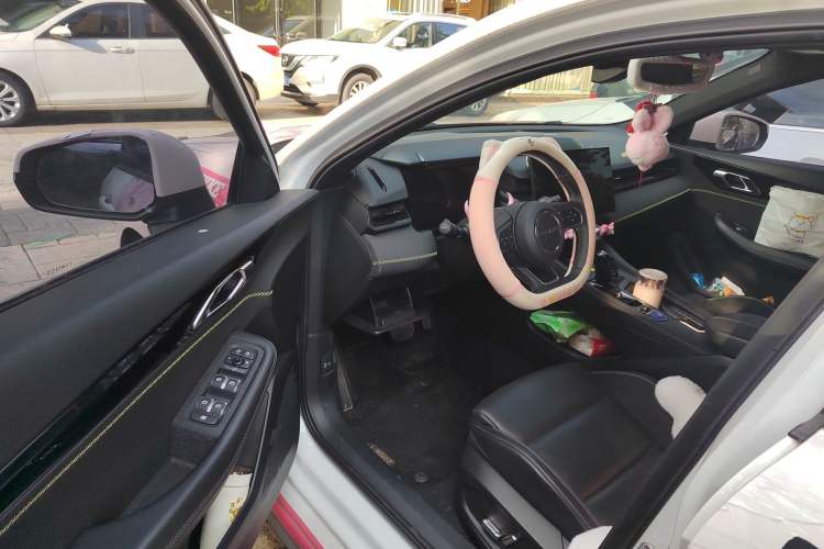 Used Lynk & Co 03 2023 1.5TD DCT JingPro Driver Seat