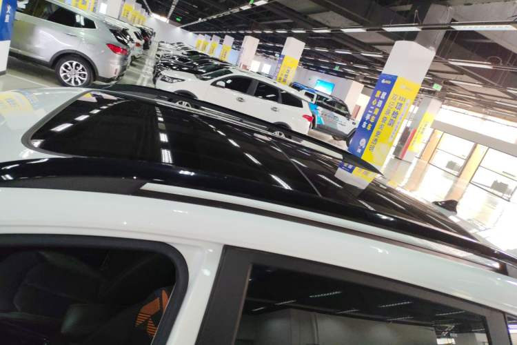 Used Roewe RX3 2021 PRO 1.6L CVT Flagship Model
