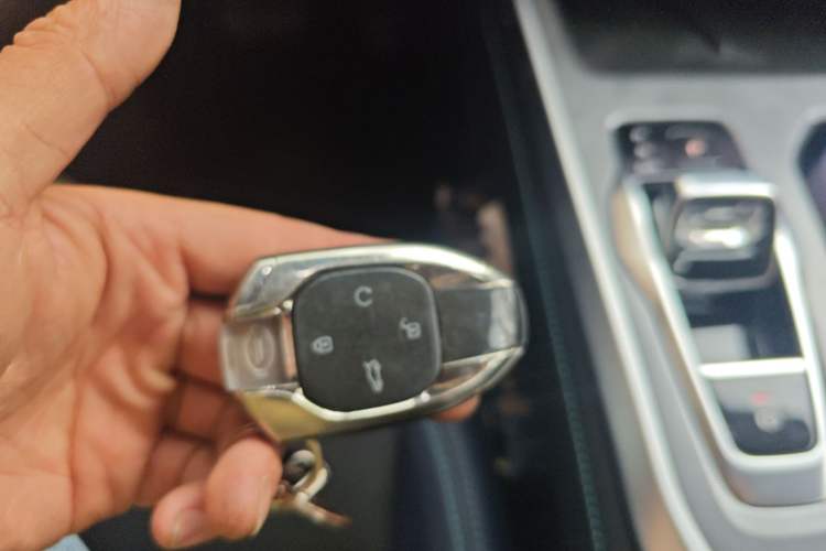 Used GAC Trumpchi GS3 2023 Shadow Speed 270T R-STYLE Edition Vehicle Key