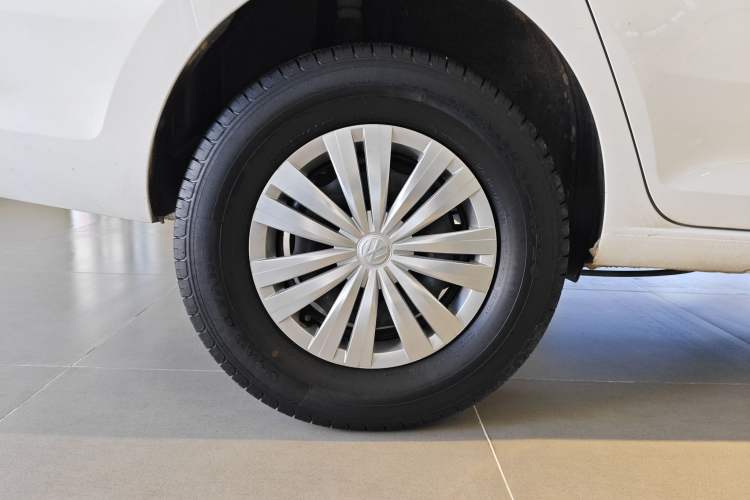 Used Volkswagen Santana 2021 1.5L Automatic Fashion Edition Right Rear Wheel Hub