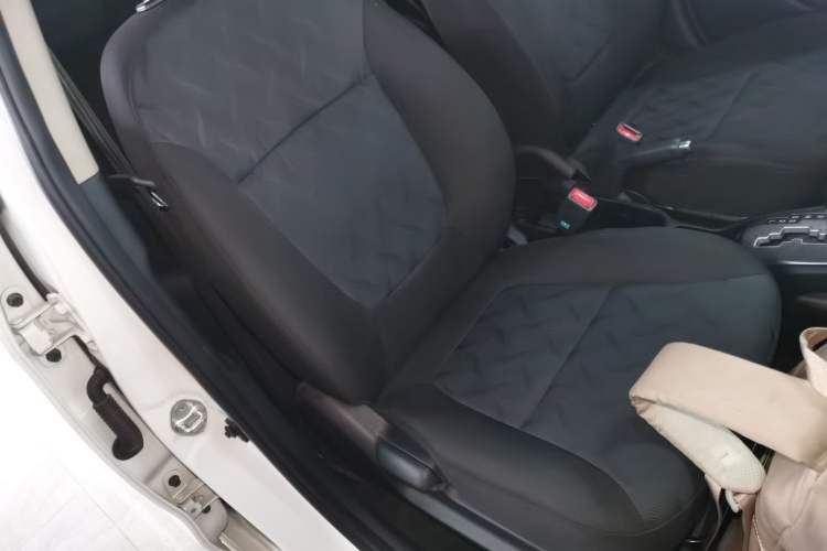 Used Kia K2 2015 Sedan 1.4L Automatic GLS