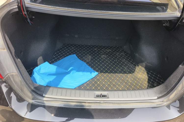 Used Nissan Sylphy 2024 Classic 1.6XE CVT Comfort Edition Trunk