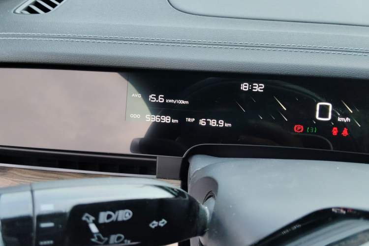 Used NETA S 2022 Extended-Range Version 1160 km Range Rear-Wheel Drive Mid-Grade