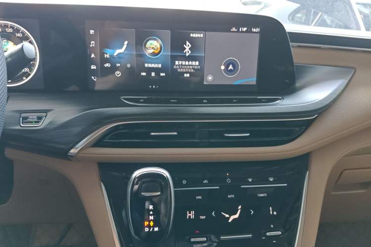 Used Buick GL8 2021 ES Land Cruiser 653T Luxury Edition
