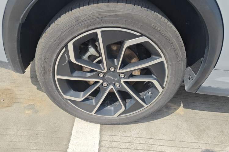 Used Lynk & Co 01 2023 1.5TD EM-F PM Exterior 5