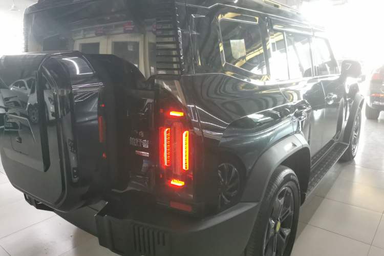 Used JETOUR Traveler 2023 2.0T All-Wheel-Drive CrossPRO
