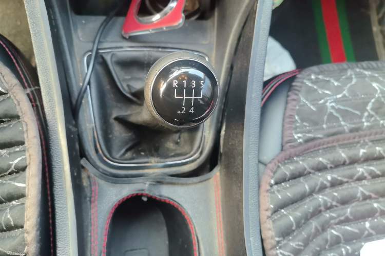 Used Volkswagen Jetta 2013 1.6L Manual Comfort Model