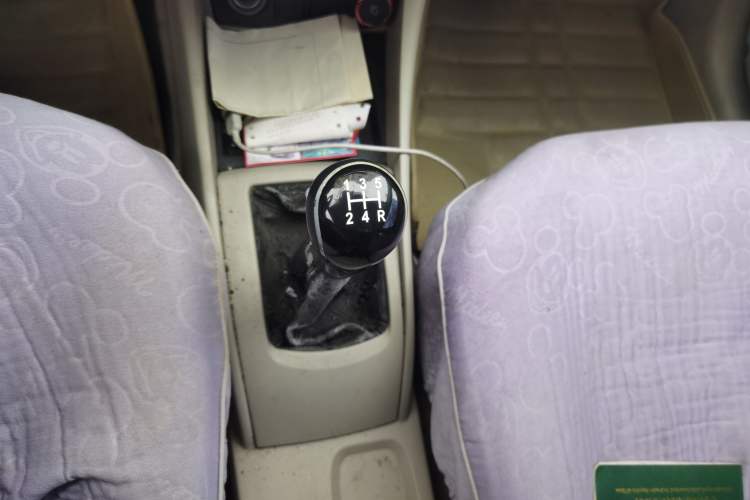 Used CHANGAN Alsvin V5 2012 1.5L Manual Sport Version China IV Standard
