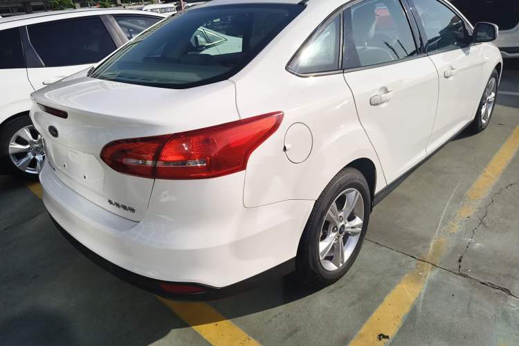 Used Ford Focus 2017 Sedan 1.6L Automatic Comfort Plus SmartDrive Edition
