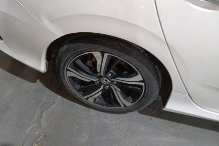 Used Honda Civic 2016 220TURBO CVT Prestige Edition Right Rear Wheel Hub