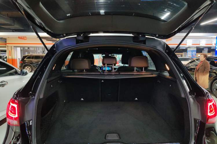 Used Mercedes-Benz GLC 2020 GLC 260 L 4MATIC Luxury Model