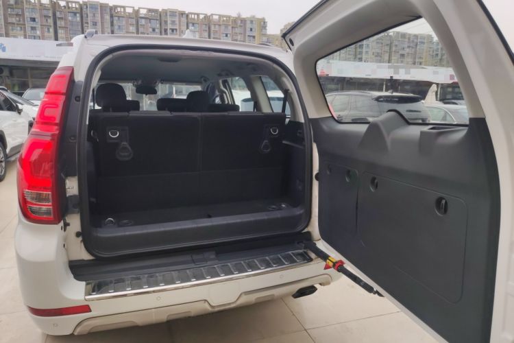 Used Haval H9 2015 2.0T Four-Wheel Drive Standard Model 7 Seats